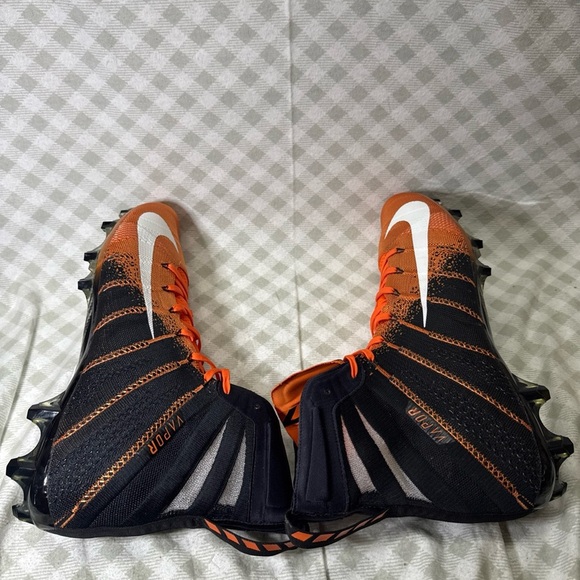 Nike Vapor Untouchable 3 Elite Black Orange Football Cleat A03006-081 Sz 16 - Picture 5 of 6